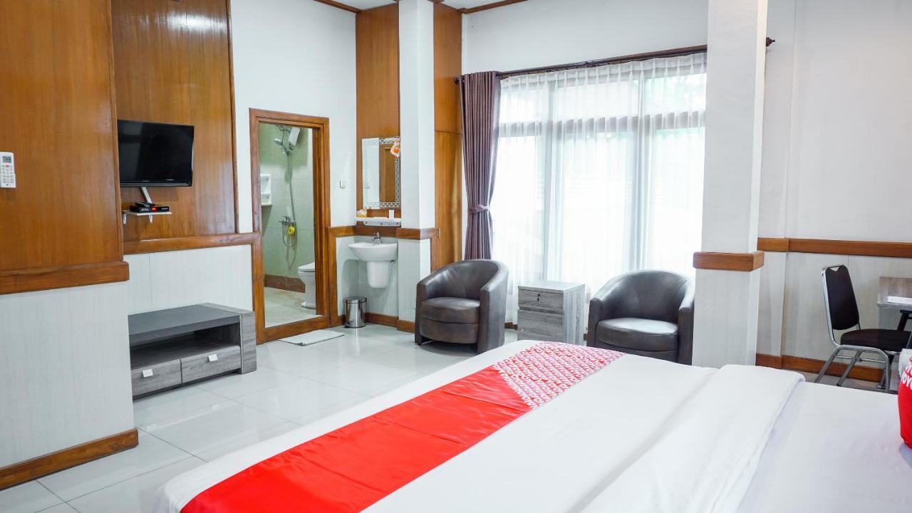 Oyo 1209 Tirtasari Nice Guesthouse Bandung Exterior photo